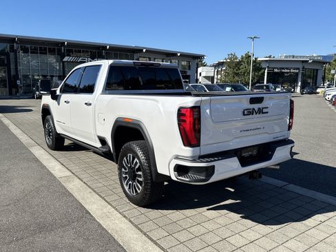 Used 2025 GMC Sierra 3500 Denali Ultimate AWD/4WD image 7