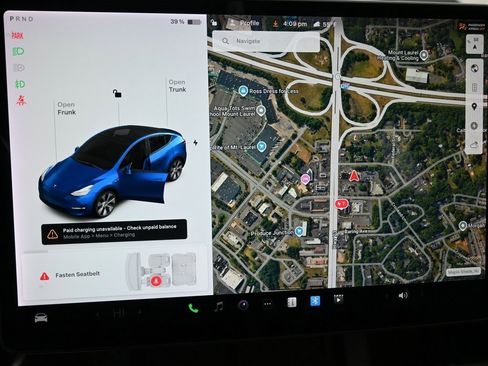 Used 2021 Tesla Model Y Long Range image 12