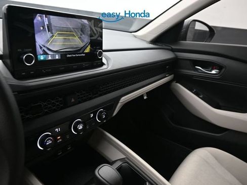 Used 2025 Honda Accord LX image 12