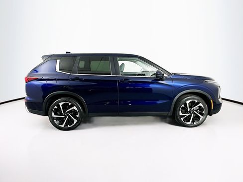 Used 2024 Mitsubishi Outlander SE image 10