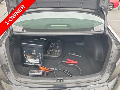 Used 2023 Toyota Corolla LE FWD image 11