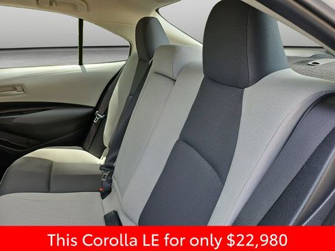 Used 2025 Toyota Corolla LE FWD image 42