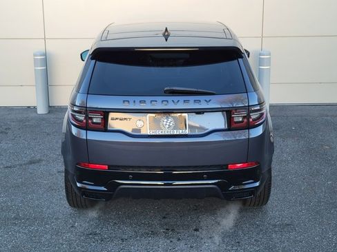 Used 2025 Land Rover Discovery Sport Dynamic SE image 11