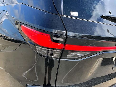 New 2026 Lexus TX 500h F SPORT Performance Premium image 6