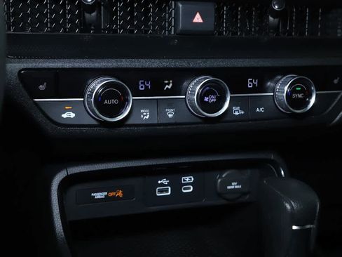 Used 2024 Honda CR-V EX image 27