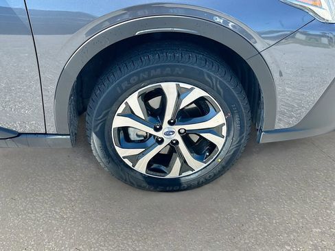 Used 2020 Subaru Outback Limited AWD/4WD image 31