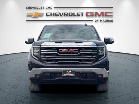 Used 2025 GMC Sierra 1500 SLT AWD/4WD image 8