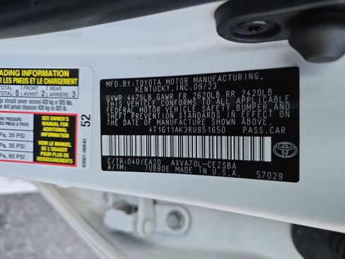 Used 2024 Toyota Camry SE image 34