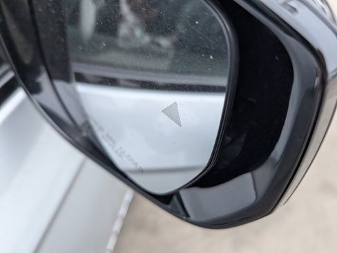 Used 2022 Jeep Grand Cherokee Limited image 19