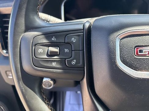 Used 2024 GMC Sierra 2500 AT4 w/ Technology Package AWD/4WD image 16
