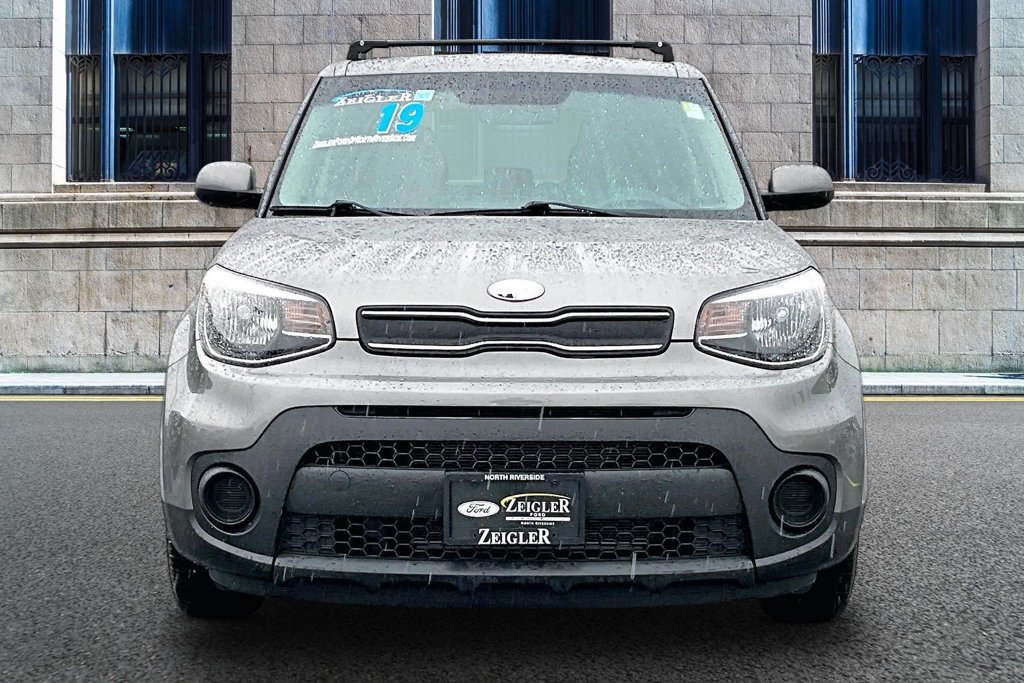 Used 2019 Kia Soul FWD image 3