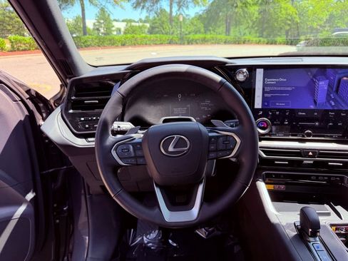 Certified 2025 Lexus TX 350 AWD w/ Technology Package image 20