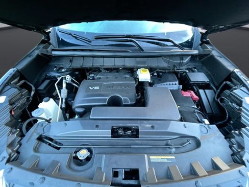 Used 2022 Nissan Pathfinder Platinum w/ Cargo Package AWD/4WD image 36