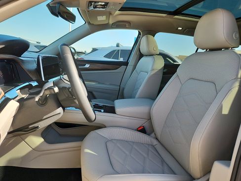 New 2026 Volkswagen Atlas SE image 13