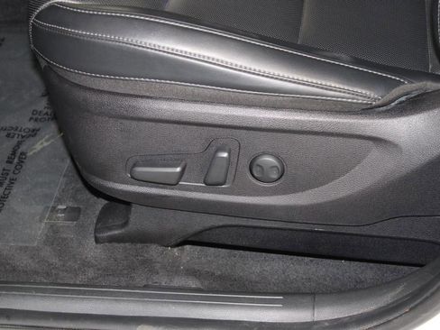 Used 2024 Kia Telluride S w/ S Sunroof Package image 19