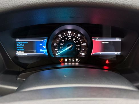 Used 2017 Ford Expedition Limited w/ Equipment Group 301A AWD/4WD image 26