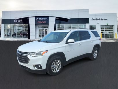 Used 2021 Chevrolet Traverse LT