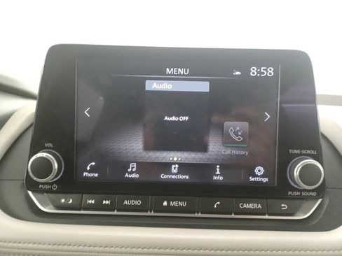 Used 2025 Nissan Rogue SV AWD/4WD image 23