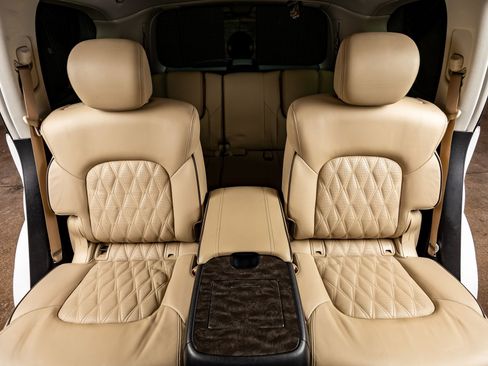 Used 2023 Nissan Armada Platinum w/ Captain's Chairs Package image 31