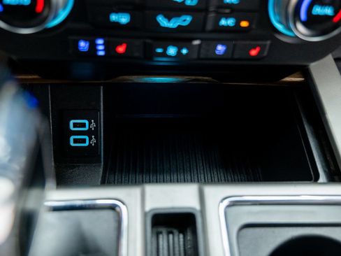 Used 2018 Ford F150 Lariat w/ Equipment Group 502A Luxury AWD/4WD image 48