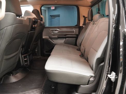 Used 2019 RAM 1500 Big Horn AWD/4WD image 24