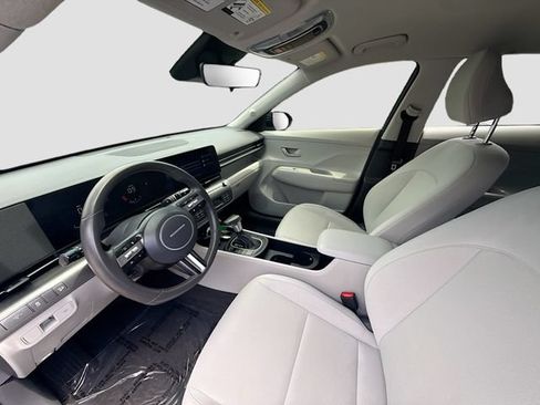 Certified 2024 Hyundai Kona SEL FWD image 20