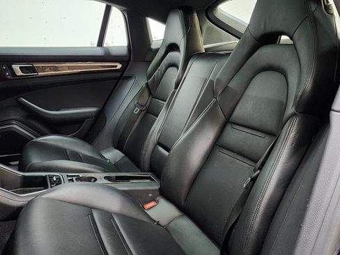 Used 2018 Porsche Panamera 4S AWD/4WD image 18