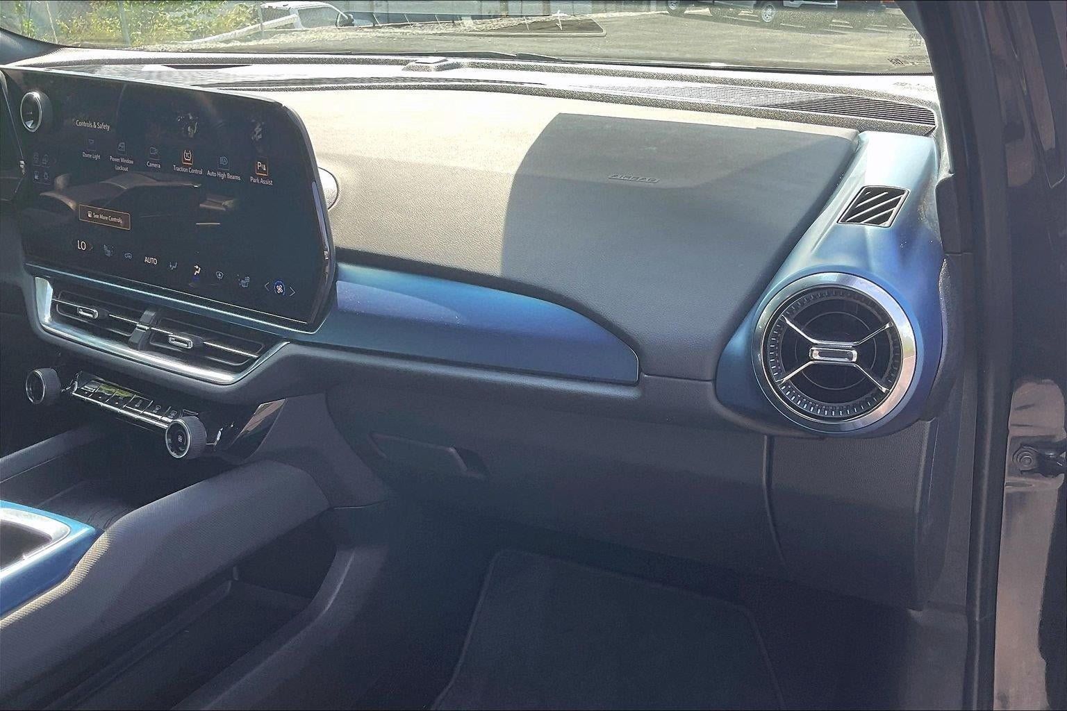 Used 2025 Chevrolet Equinox EV LT w/ Convenience Package FWD image 16