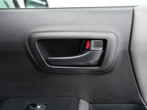 Used 2023 Toyota Tacoma SR5 AWD/4WD image 52