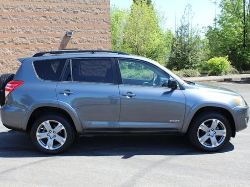 Used 2010 Toyota RAV4 Sport AWD/4WD image 5