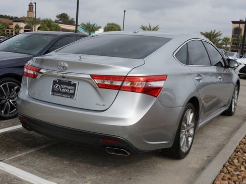 Used 2015 Toyota Avalon XLE image 5