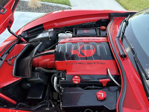 Used 2017 Chevrolet Corvette Stingray Coupe w/ 1LT RWD image 36