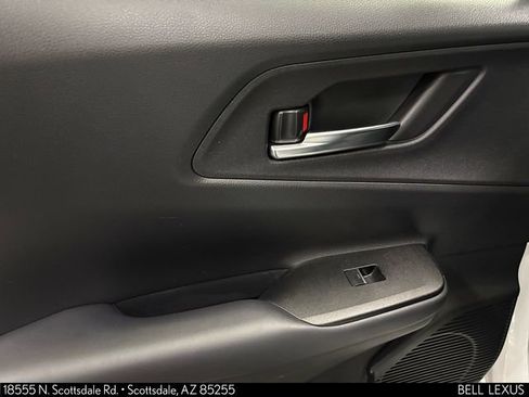 Used 2023 Toyota Prius Prime FWD image 21