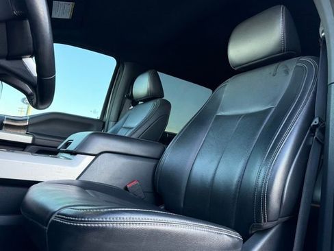 Used 2022 Ford F250 Lariat w/ Lariat Ultimate Package image 16