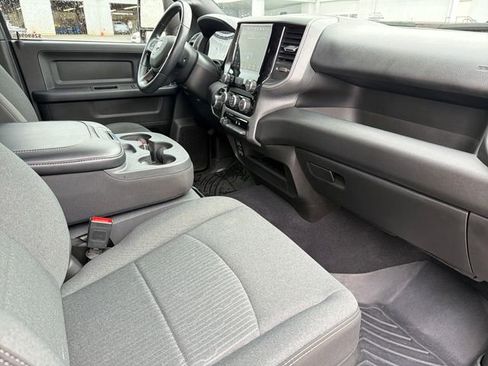 Used 2024 RAM 2500 Tradesman w/ Chrome Appearance Group AWD/4WD image 22