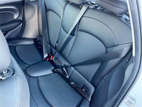 Used 2023 MINI Cooper S image 26