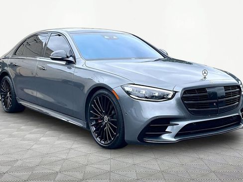 Used 2021 Mercedes-Benz S 580 4MATIC Sedan image 3