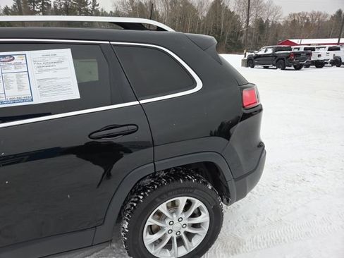 Used 2020 Jeep Cherokee Latitude w/ Comfort & Convenience Group image 33