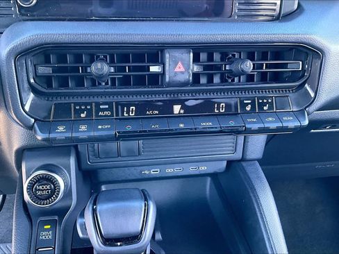 Used 2025 Toyota Land Cruiser 1958 AWD/4WD image 33