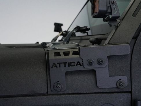 Used 2018 Jeep Wrangler Unlimited Sport S image 10