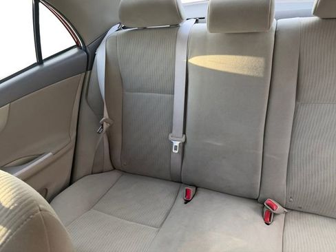 Used 2010 Toyota Corolla LE FWD image 12