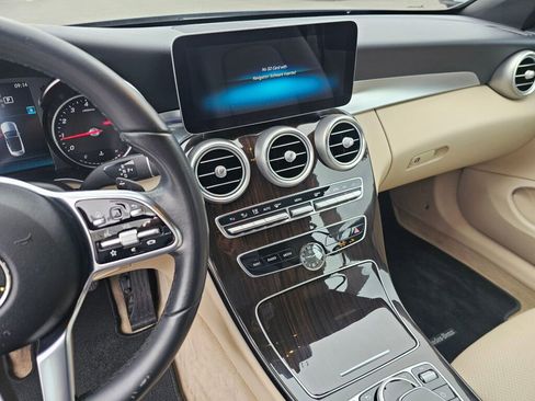 Used 2019 Mercedes-Benz C 300 4MATIC Cabriolet image 28