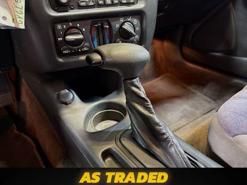 Used 2003 Chevrolet Monte Carlo LS FWD image 16