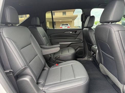 Used 2026 Chevrolet Traverse LT AWD/4WD image 20