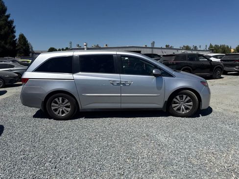 Used 2014 Honda Odyssey EX image 4