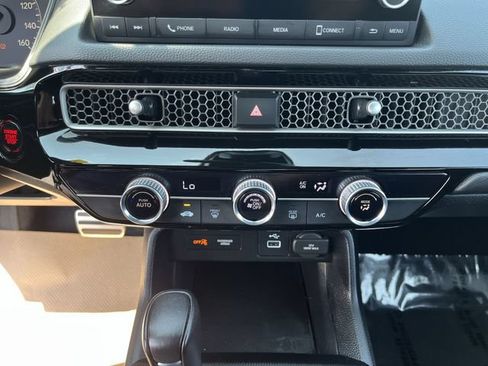 Used 2024 Honda Civic Sport image 18