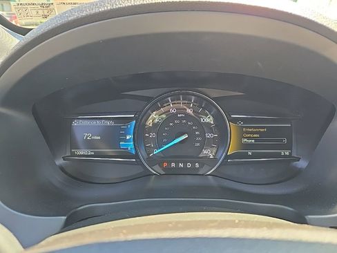 Used 2018 Ford Explorer XLT w/ Equipment Group 202A AWD/4WD image 20