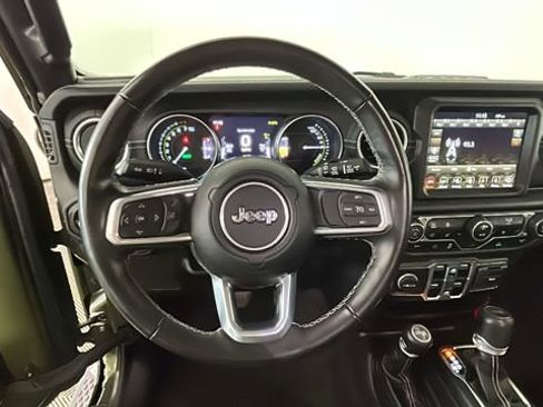 Used 2023 Jeep Wrangler Unlimited Sahara w/ Cold Weather Group AWD/4WD image 14