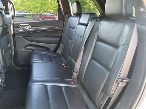 Used 2020 Jeep Grand Cherokee Limited AWD/4WD image 27