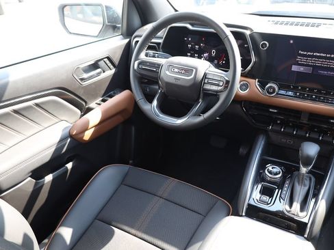 New 2026 GMC Canyon AT4 AWD/4WD image 19